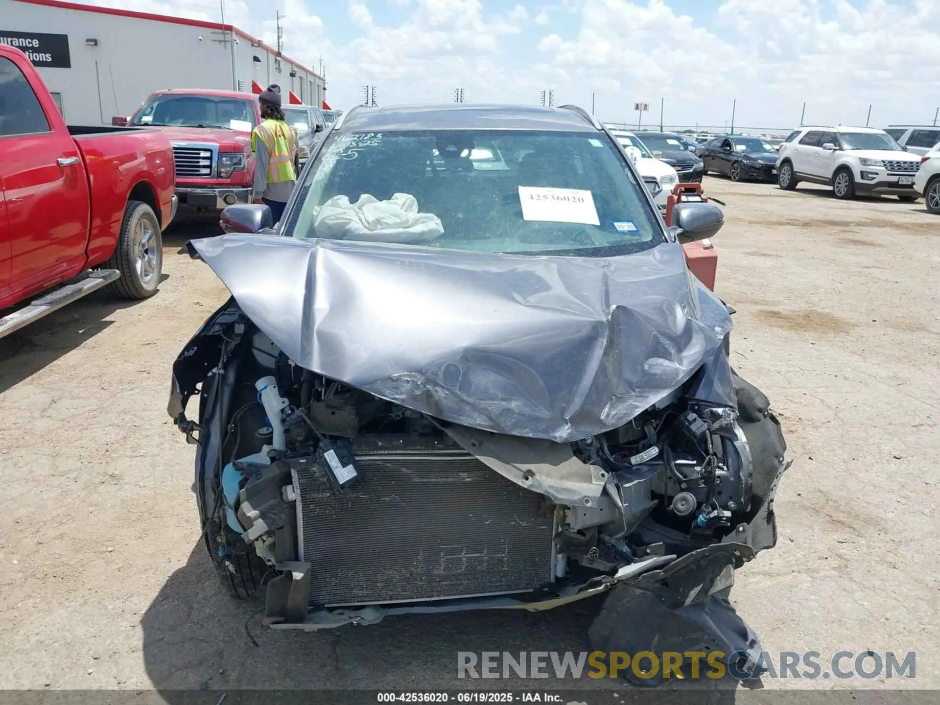 6 Photograph of a damaged car 3CZRU6H54MM752375 HONDA HR-V 2021