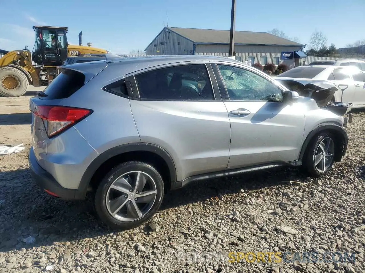 3 Photograph of a damaged car 3CZRU6H55MM703864 HONDA HR-V 2021
