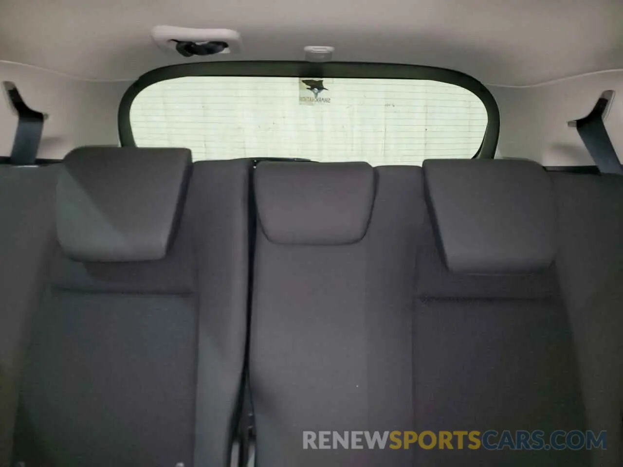 10 Photograph of a damaged car 3CZRU6H55MM706814 HONDA HR-V 2021