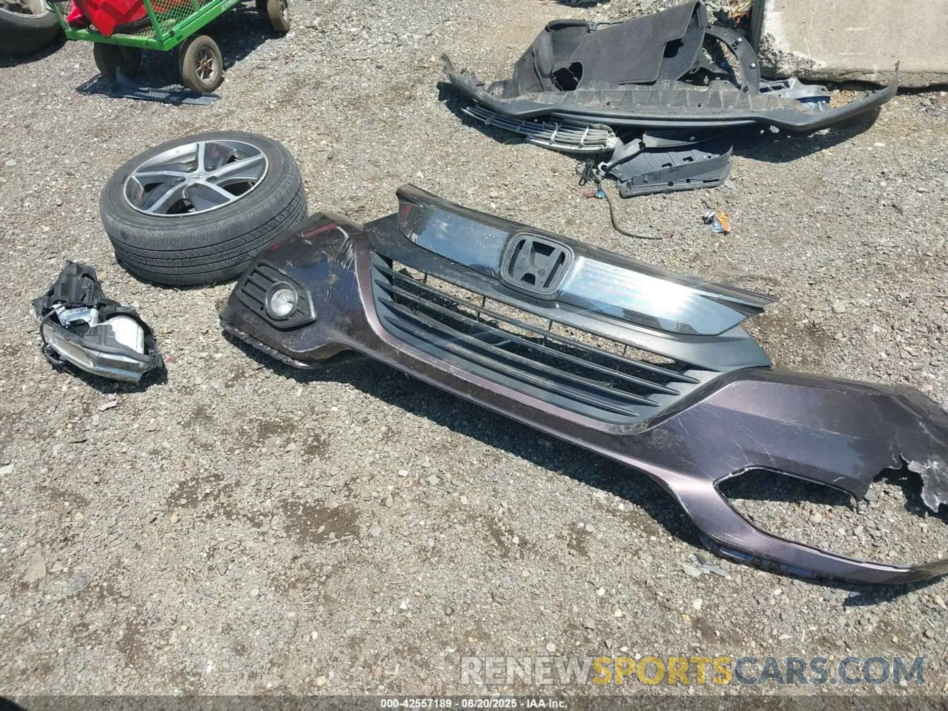12 Photograph of a damaged car 3CZRU6H55MM726187 HONDA HR-V 2021