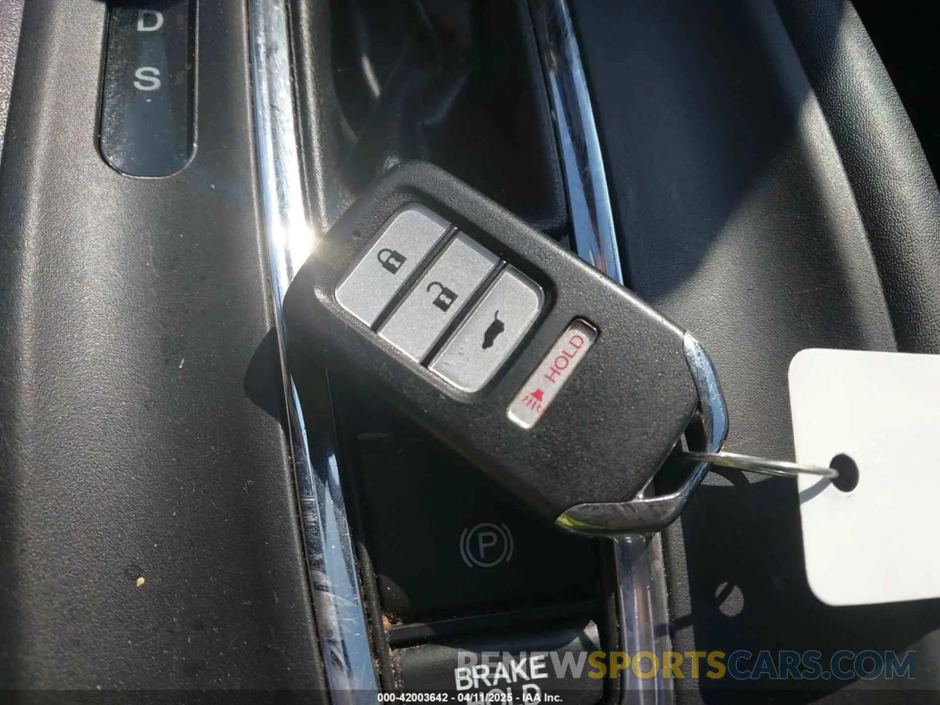 11 Photograph of a damaged car 3CZRU6H56MM704375 HONDA HR-V 2021