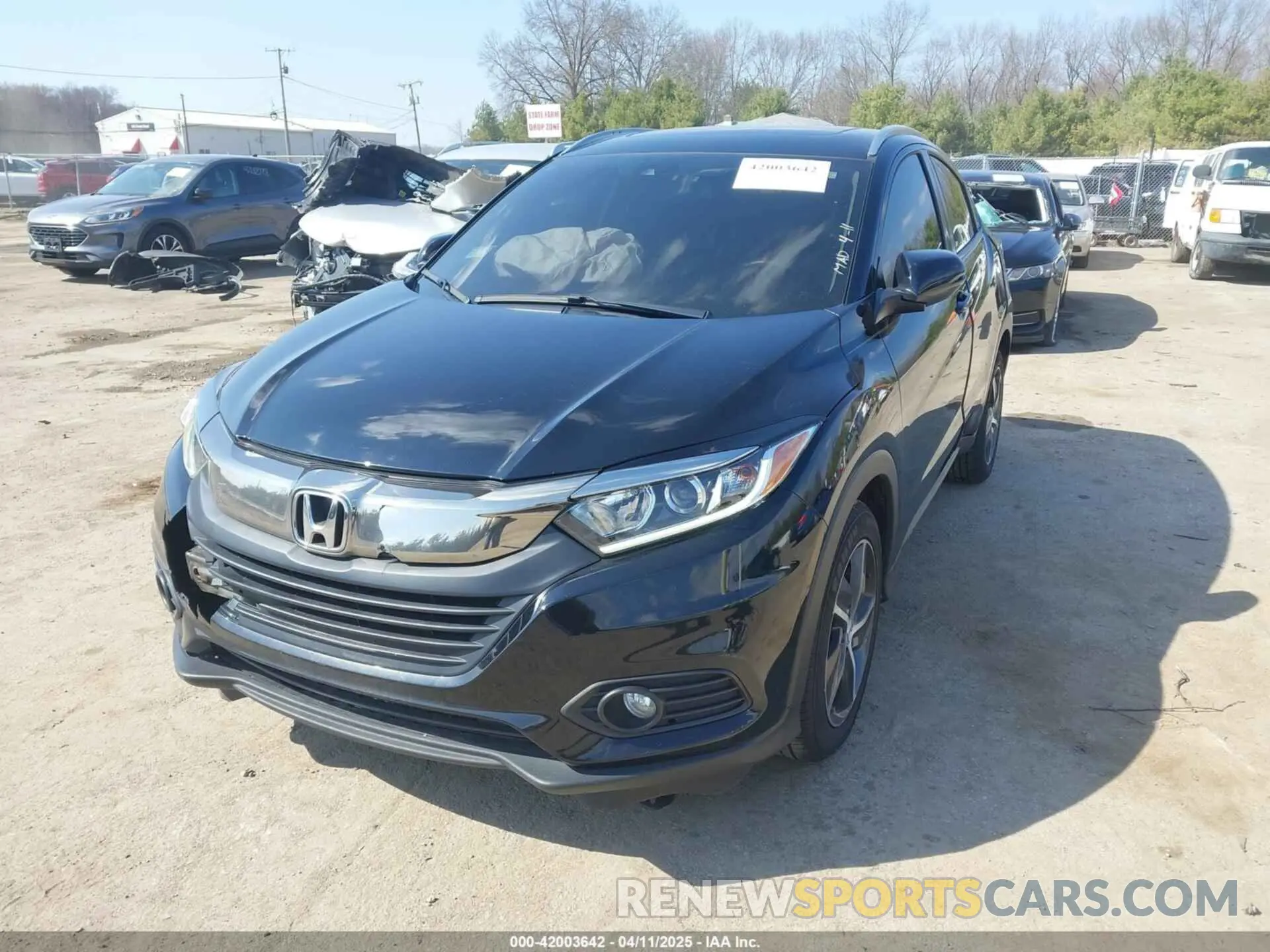 2 Photograph of a damaged car 3CZRU6H56MM704375 HONDA HR-V 2021