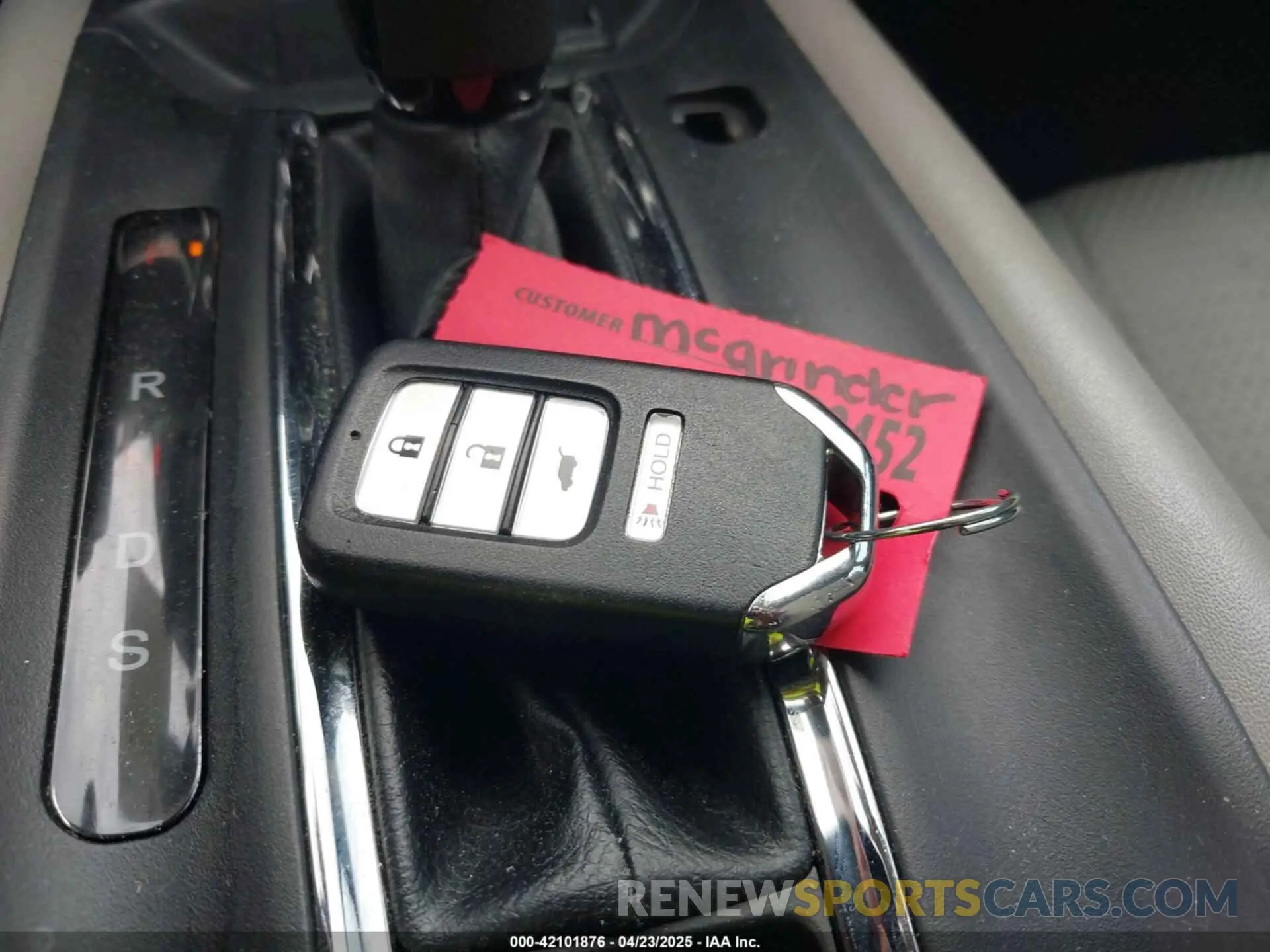 11 Photograph of a damaged car 3CZRU6H57MM702344 HONDA HR-V 2021
