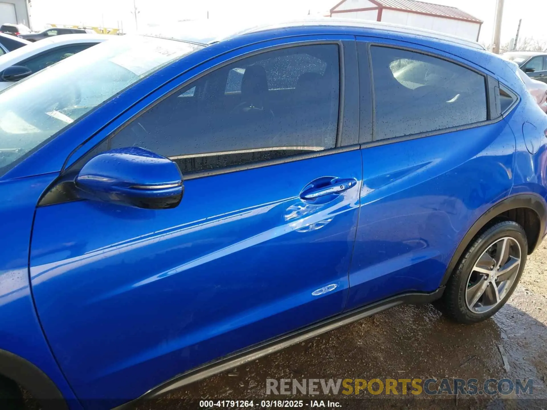 14 Photograph of a damaged car 3CZRU6H57MM752225 HONDA HR-V 2021