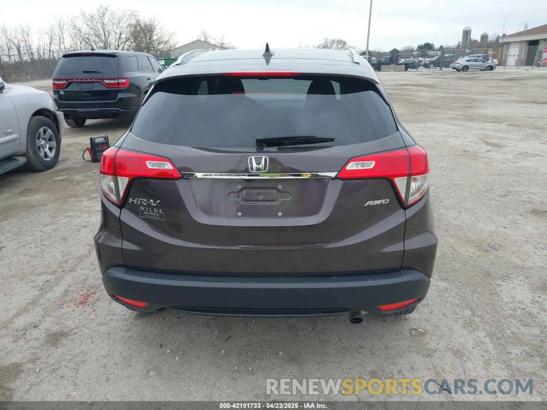 16 Photograph of a damaged car 3CZRU6H58MM720819 HONDA HR-V 2021