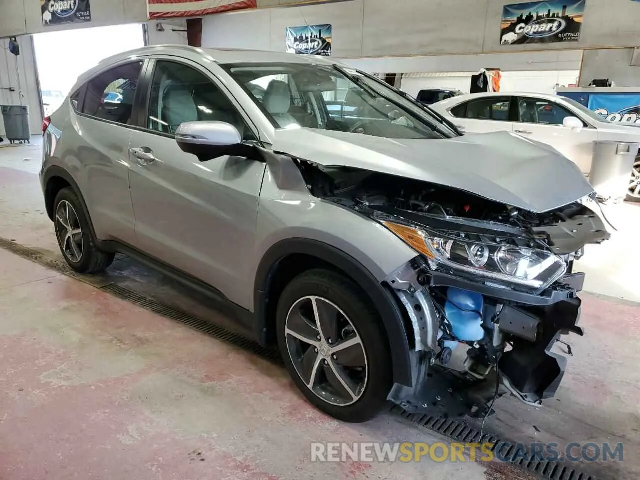4 Photograph of a damaged car 3CZRU6H58MM723218 HONDA HR-V 2021