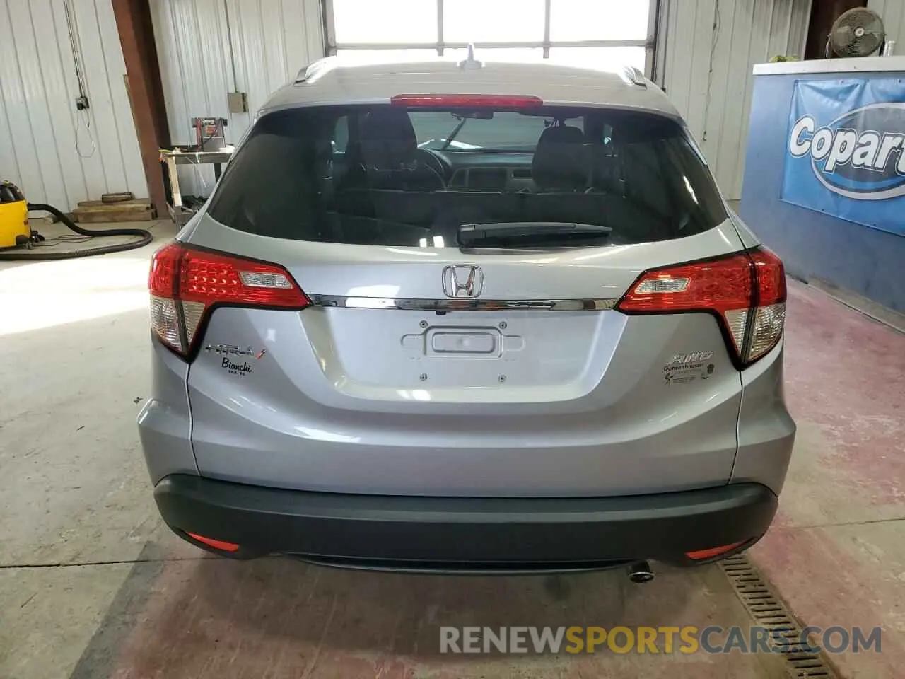 6 Photograph of a damaged car 3CZRU6H58MM723218 HONDA HR-V 2021