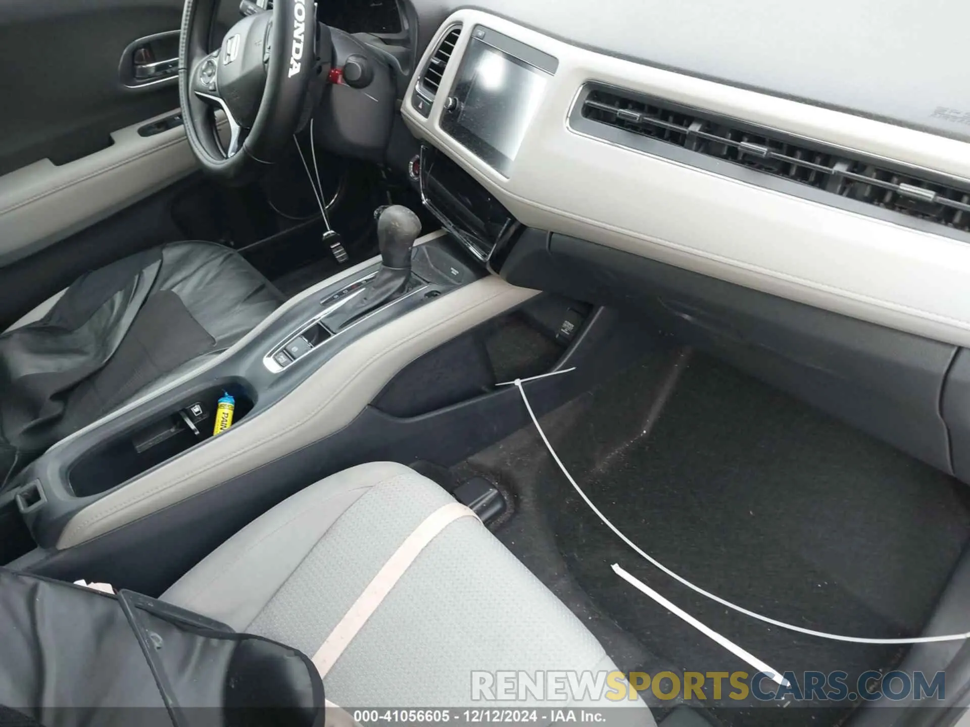5 Photograph of a damaged car 3CZRU6H58MM743050 HONDA HR-V 2021