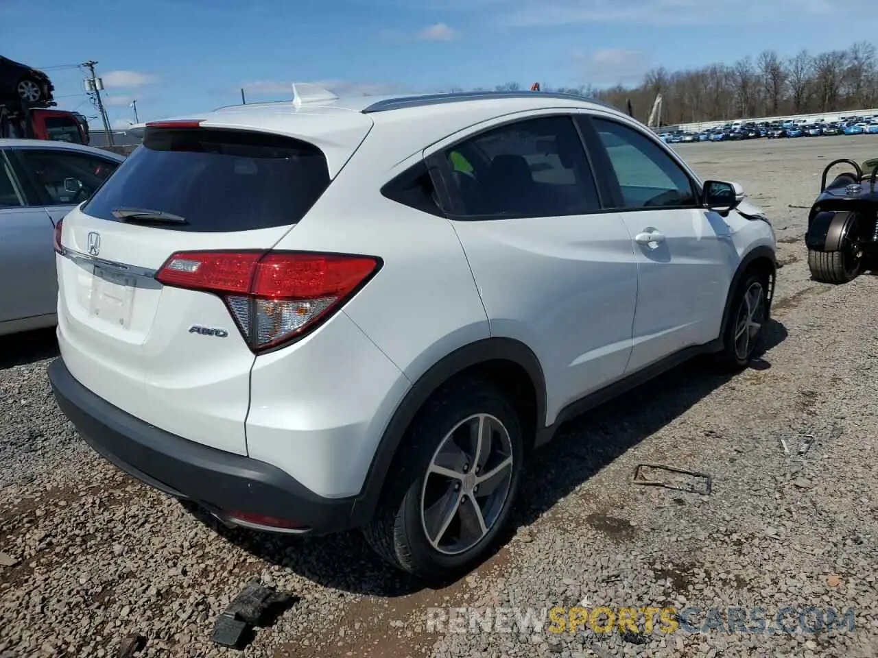 3 Photograph of a damaged car 3CZRU6H59MM707299 HONDA HR-V 2021