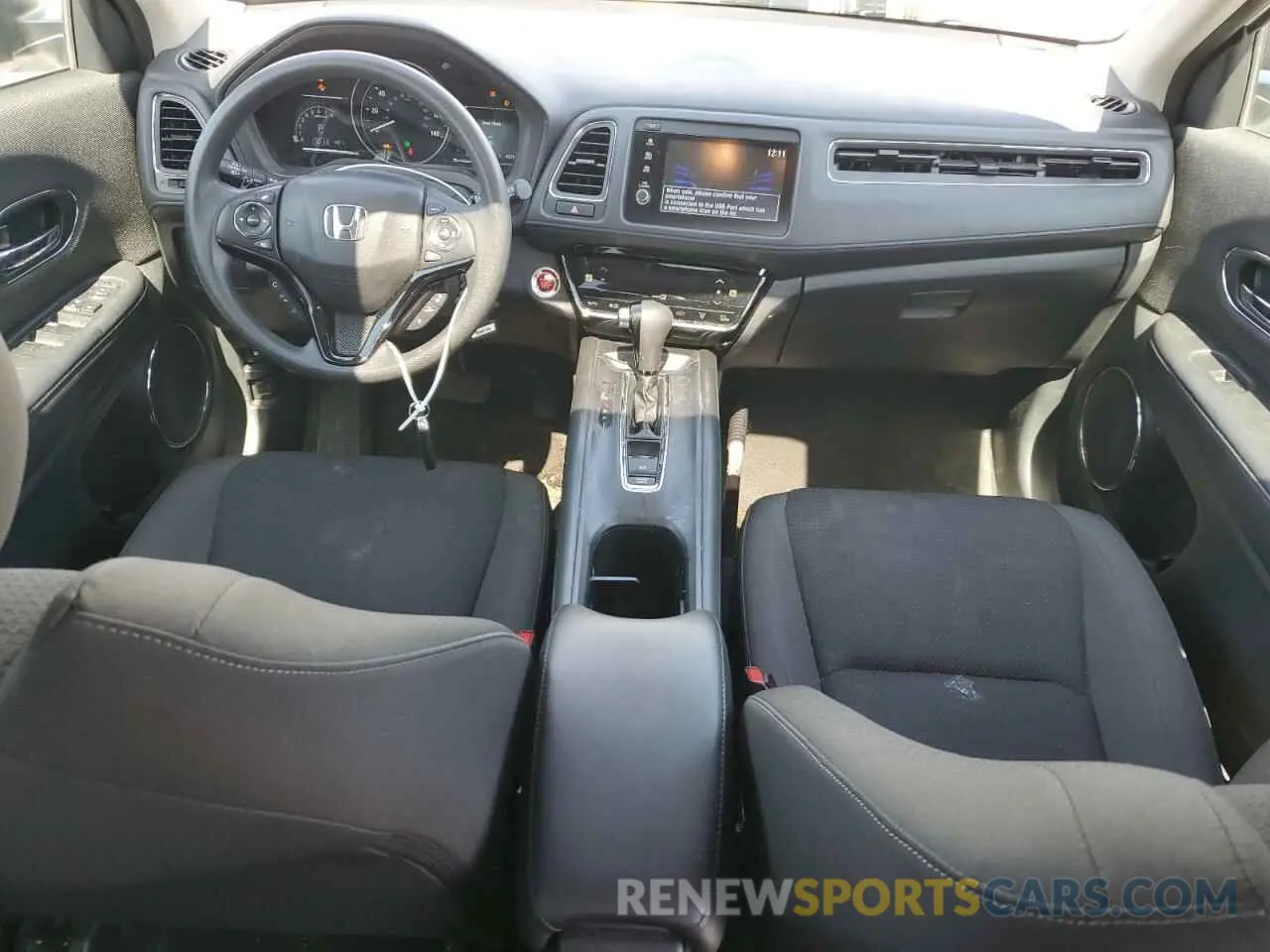 8 Photograph of a damaged car 3CZRU6H59MM707299 HONDA HR-V 2021