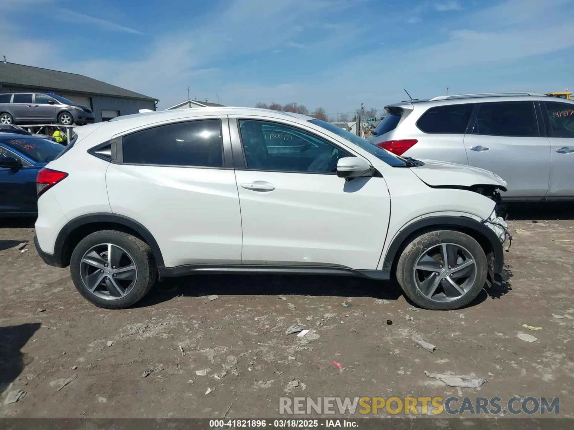 13 Photograph of a damaged car 3CZRU6H59MM727844 HONDA HR-V 2021