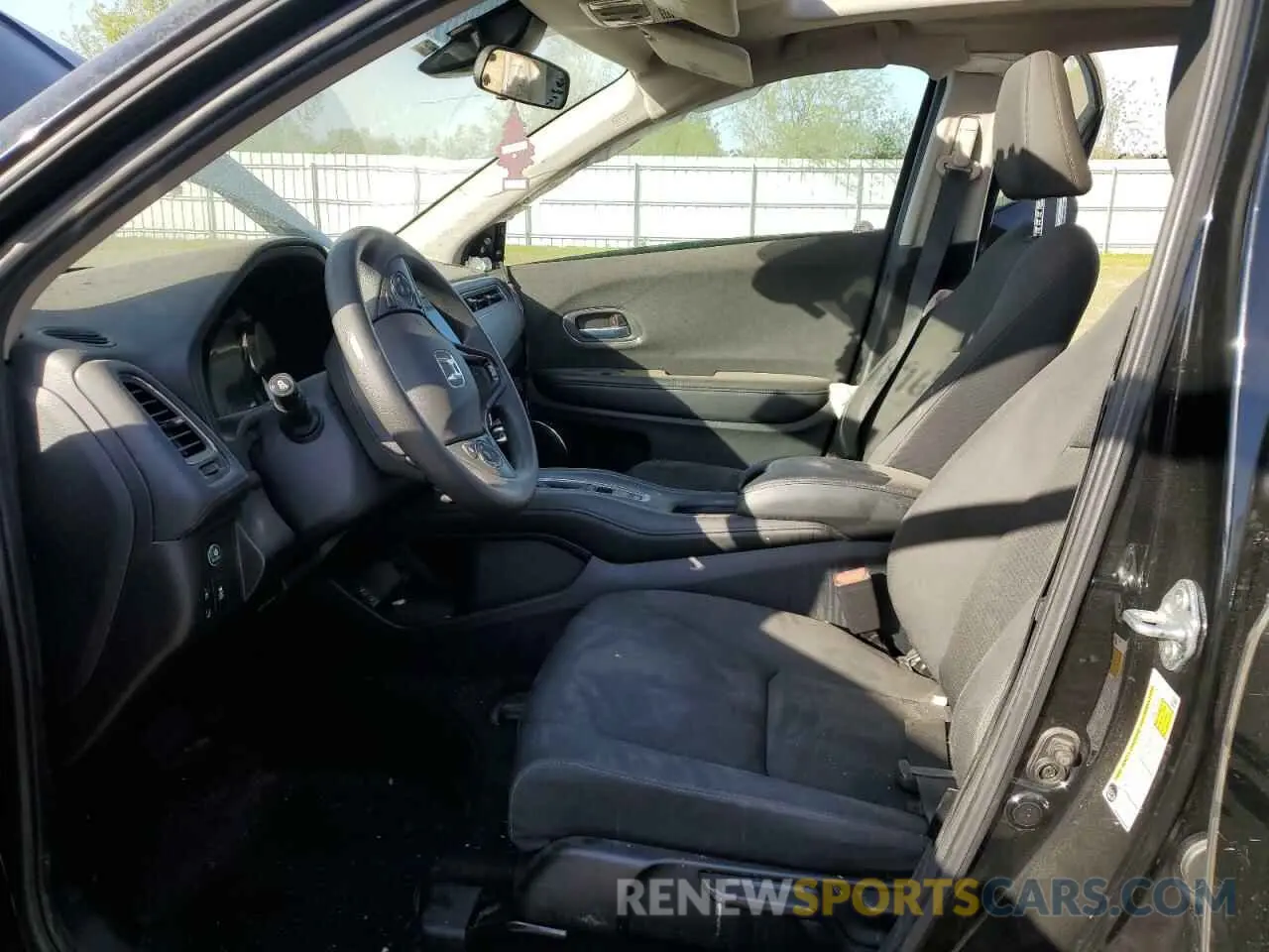7 Photograph of a damaged car 3CZRU6H5XMM742949 HONDA HR-V 2021