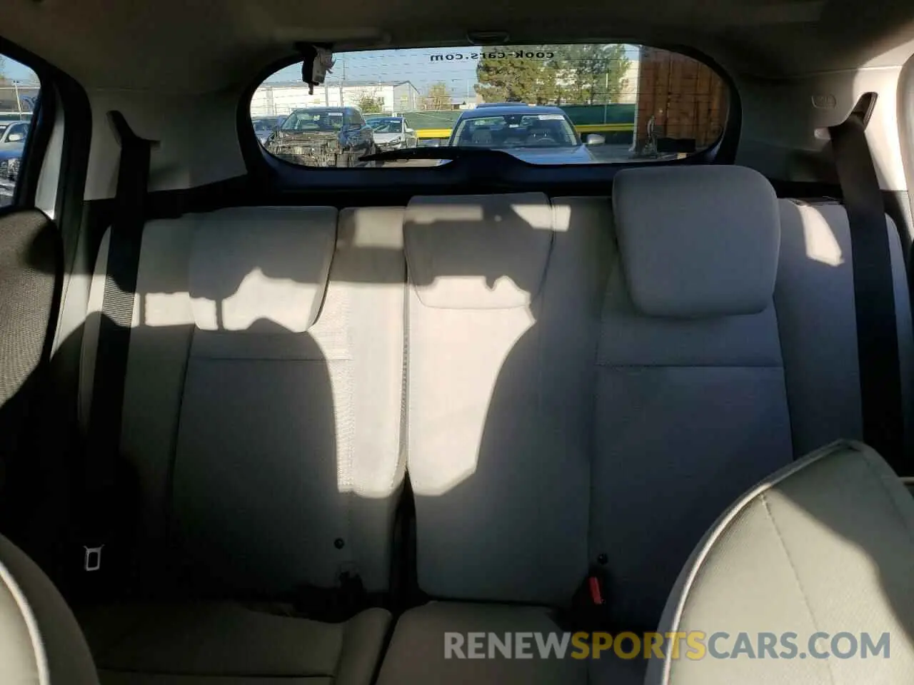 10 Photograph of a damaged car 3CZRU6H5XMM744510 HONDA HR-V 2021
