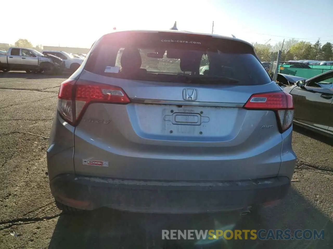 6 Photograph of a damaged car 3CZRU6H5XMM744510 HONDA HR-V 2021