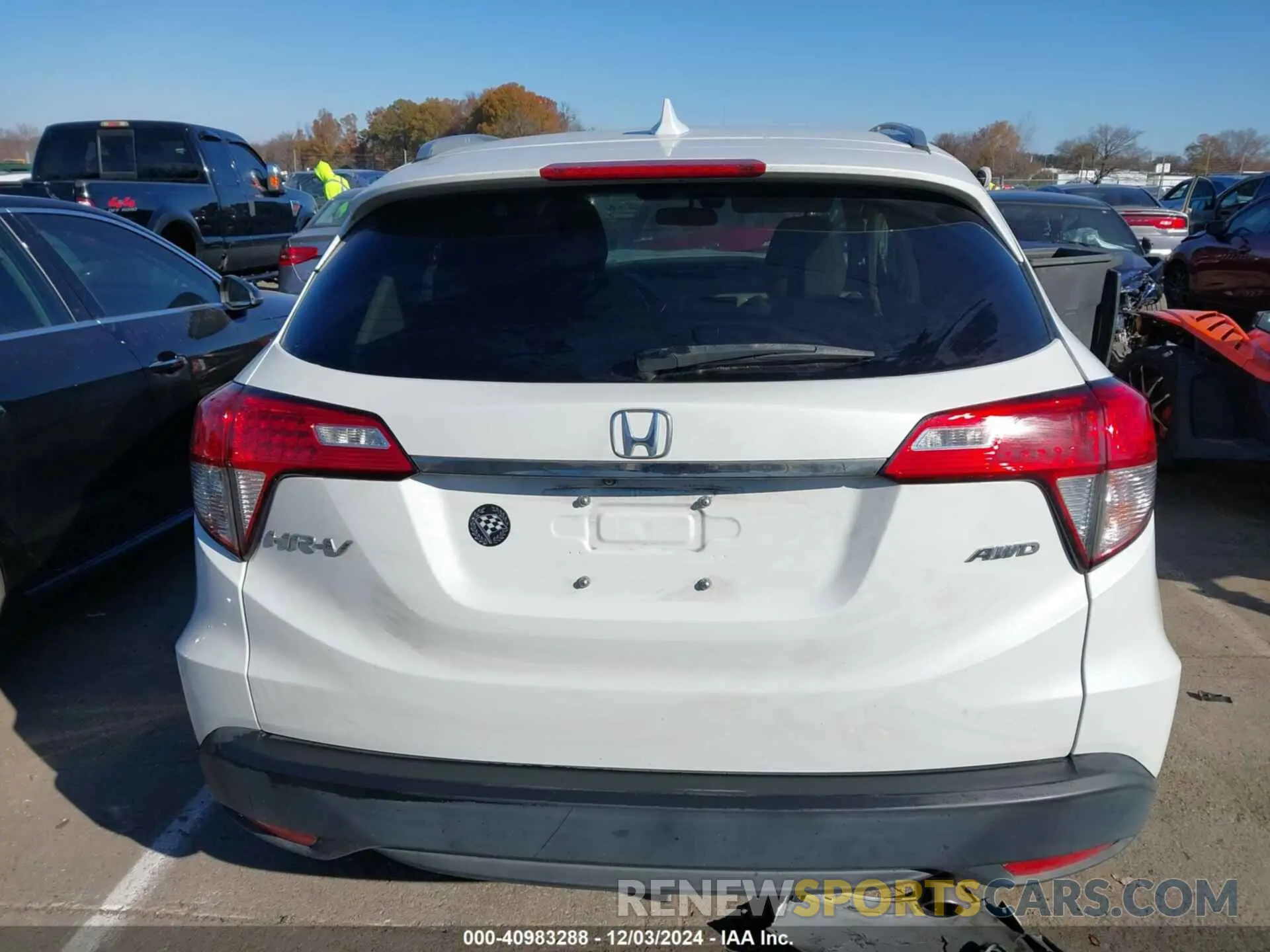 16 Photograph of a damaged car 3CZRU6H5XMM750887 HONDA HR-V 2021