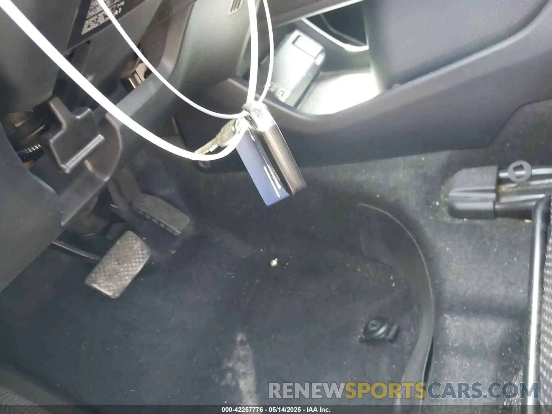 11 Photograph of a damaged car 3CZRU6H5XMM755751 HONDA HR-V 2021