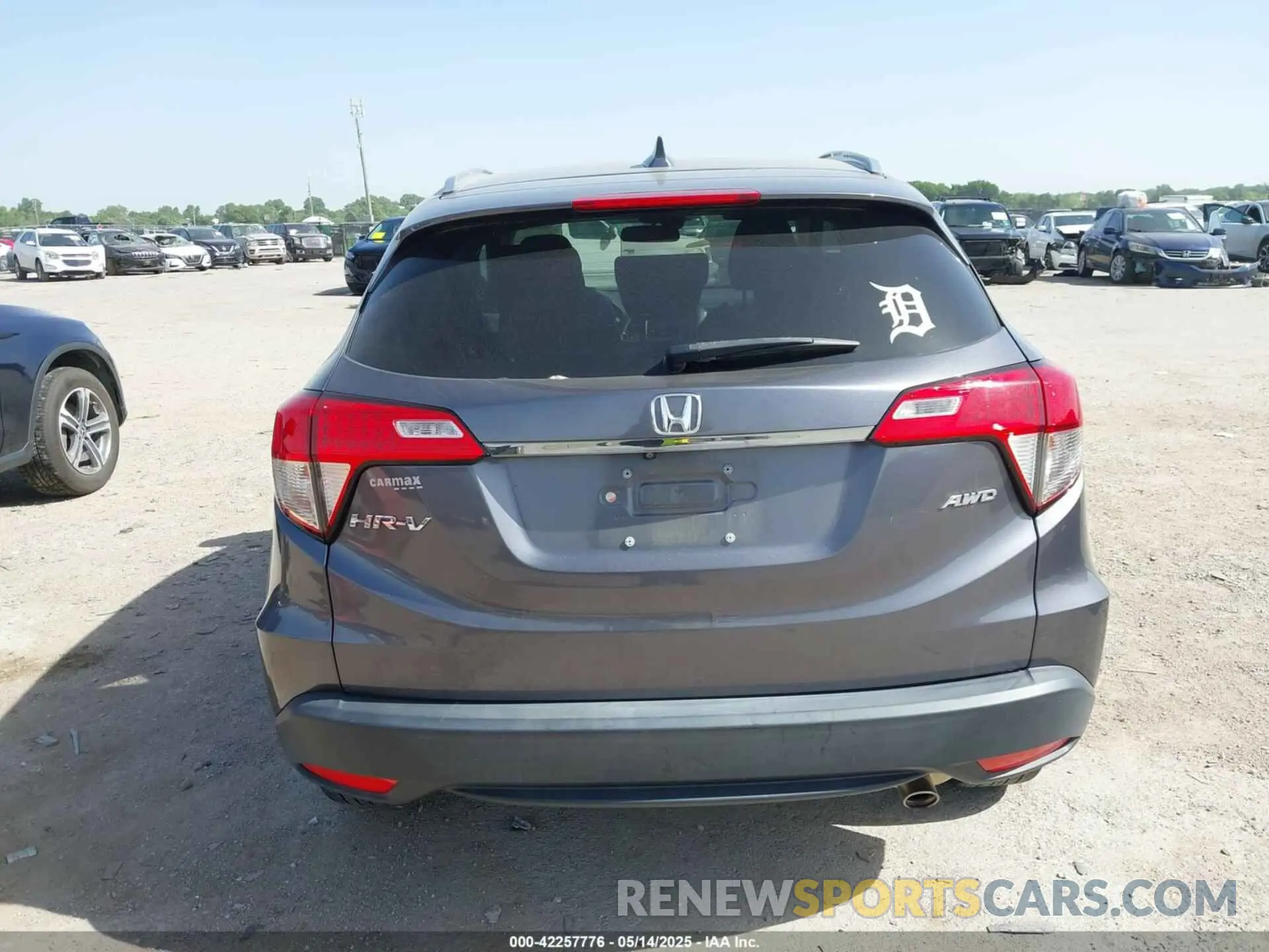 16 Photograph of a damaged car 3CZRU6H5XMM755751 HONDA HR-V 2021