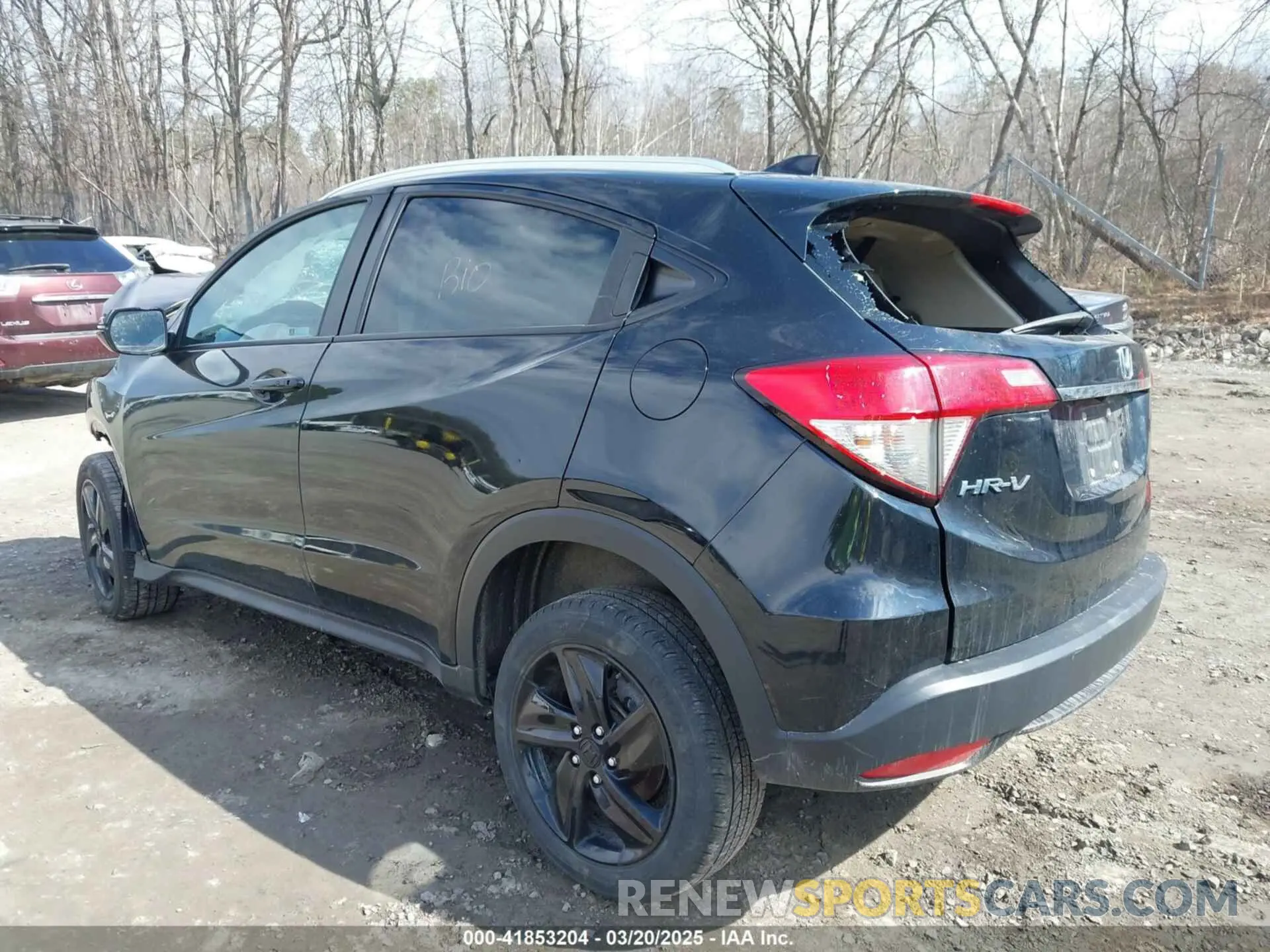 3 Photograph of a damaged car 3CZRU6H71MM701322 HONDA HR-V 2021