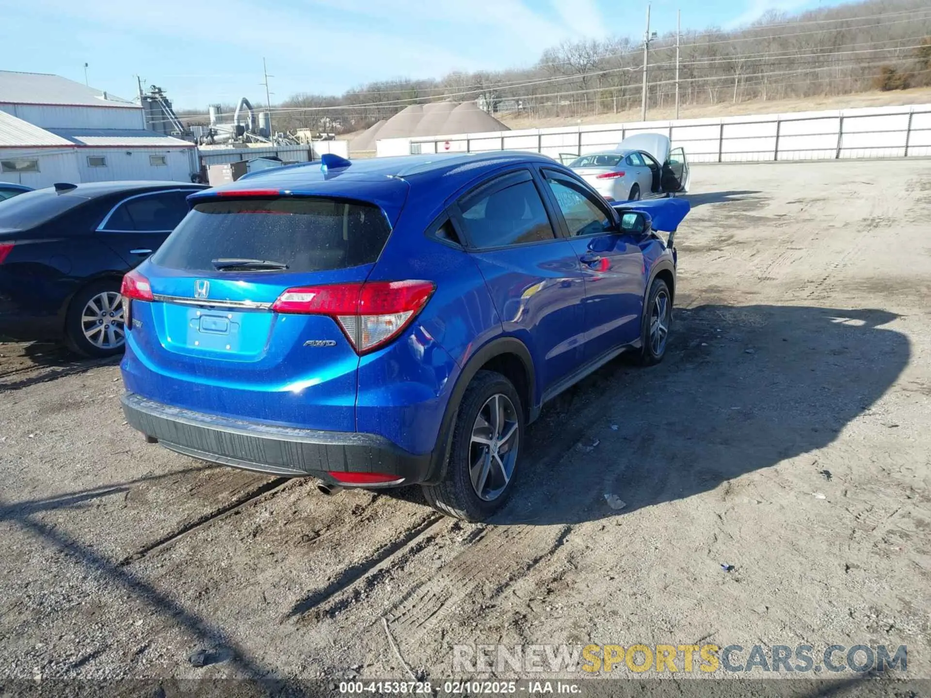 4 Photograph of a damaged car 3CZRU6H71MM739908 HONDA HR-V 2021