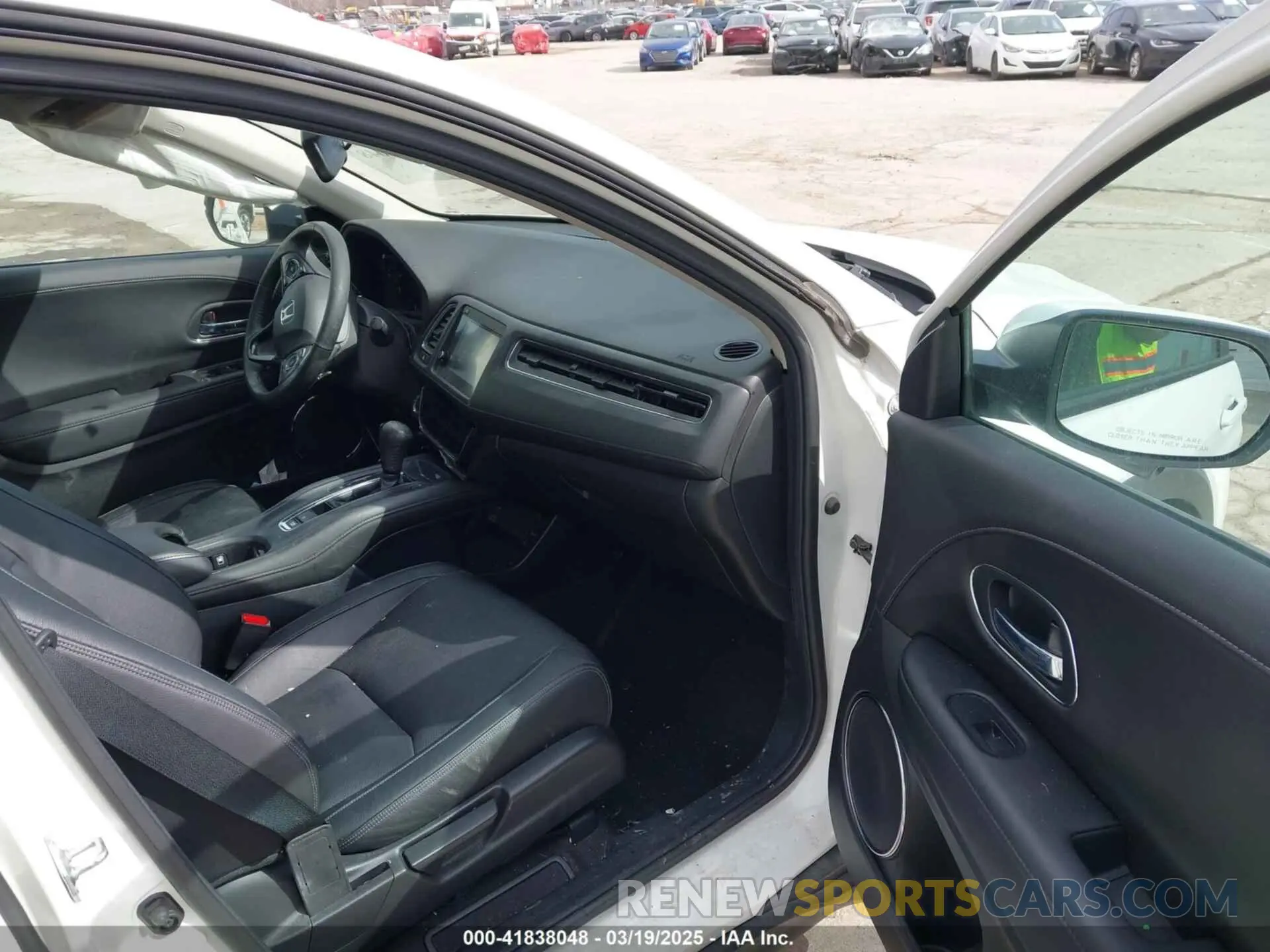 5 Photograph of a damaged car 3CZRU6H72MM739898 HONDA HR-V 2021