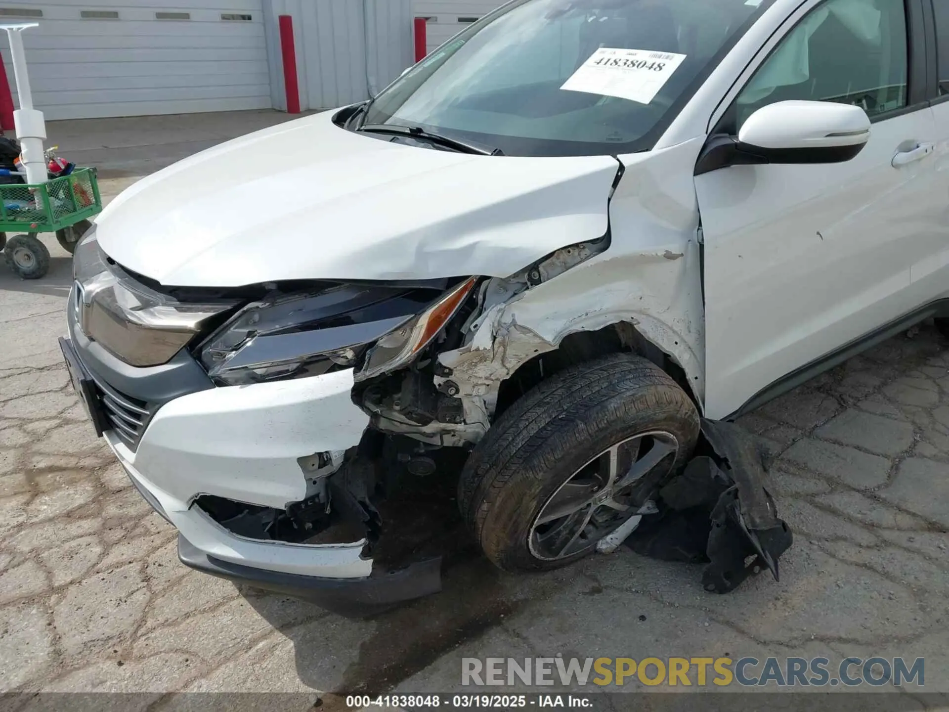 6 Photograph of a damaged car 3CZRU6H72MM739898 HONDA HR-V 2021
