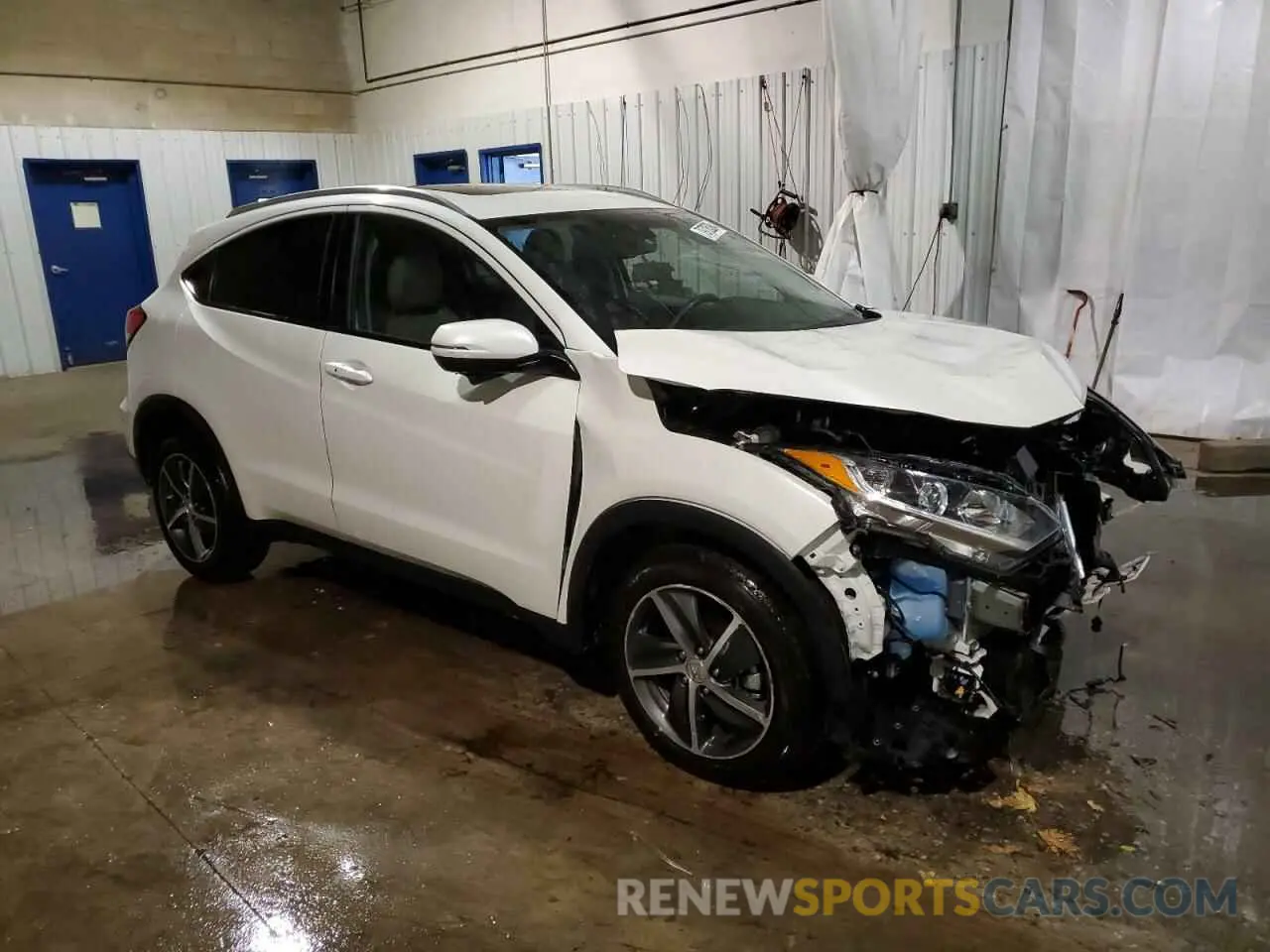 4 Photograph of a damaged car 3CZRU6H74MM728532 HONDA HR-V 2021