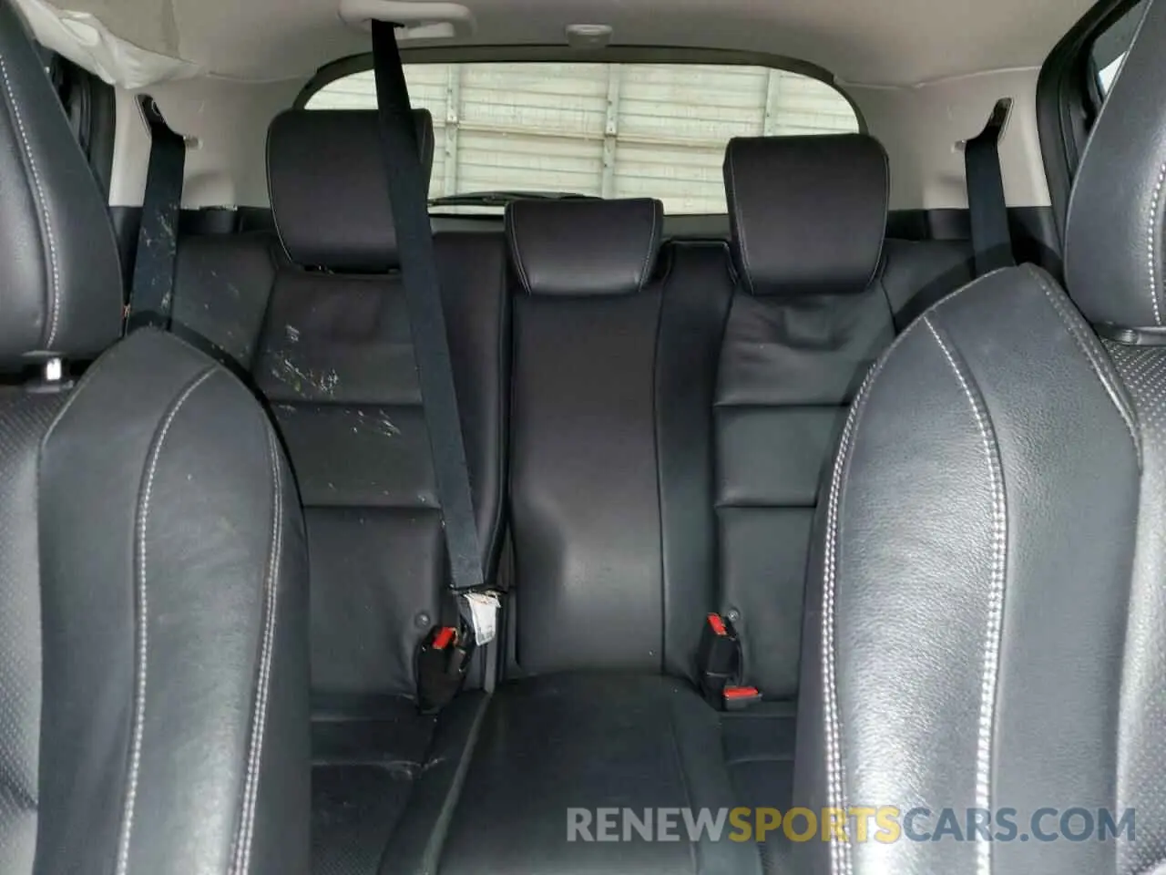 10 Photograph of a damaged car 3CZRU6H79MM704131 HONDA HR-V 2021