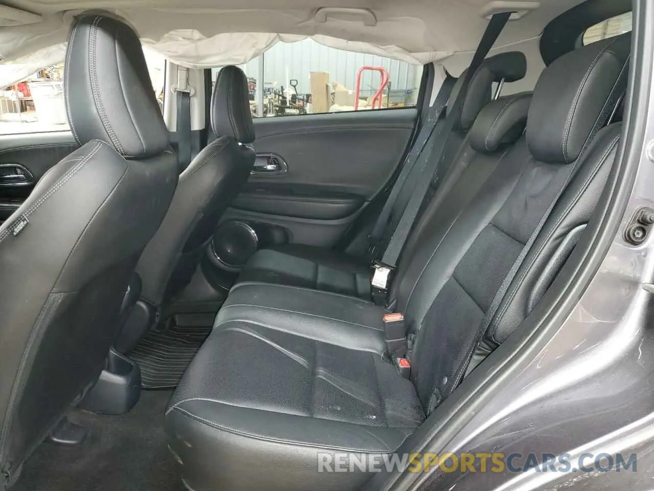 11 Photograph of a damaged car 3CZRU6H79MM704131 HONDA HR-V 2021