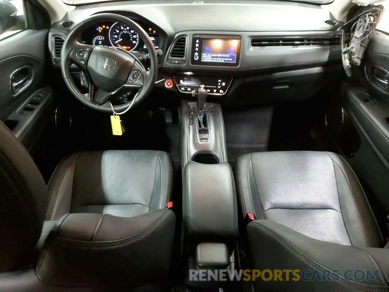 8 Photograph of a damaged car 3CZRU6H79MM704131 HONDA HR-V 2021