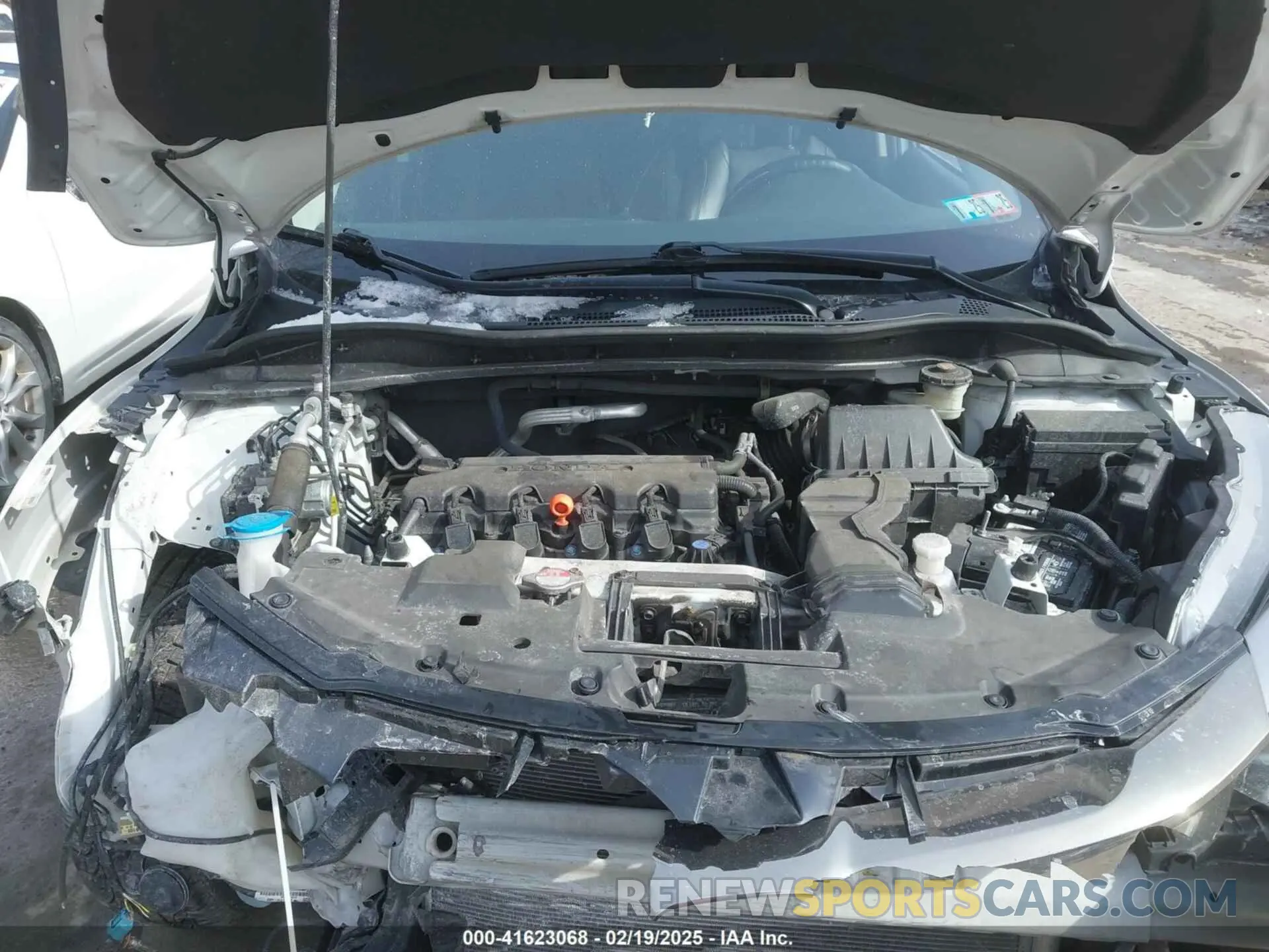 10 Photograph of a damaged car 3CZRU6H7XMM739955 HONDA HR-V 2021