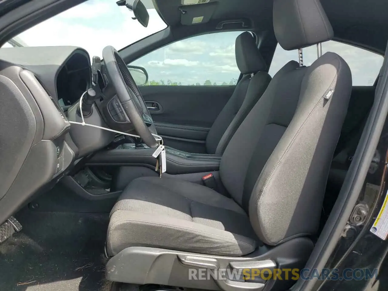 7 Photograph of a damaged car 3CZRU5H10NM716384 HONDA HR-V 2022