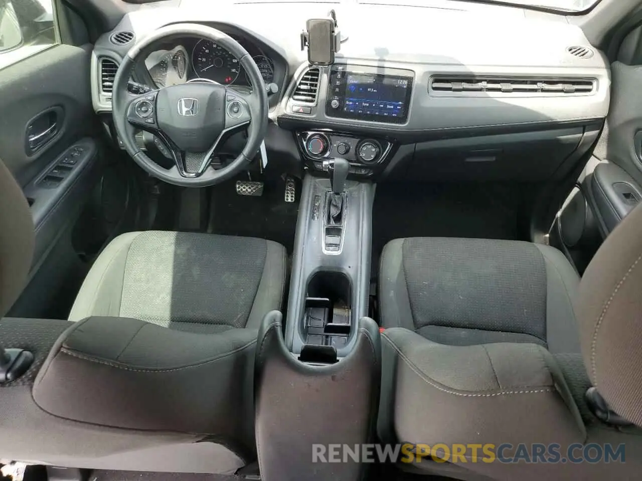 8 Photograph of a damaged car 3CZRU5H10NM716384 HONDA HR-V 2022