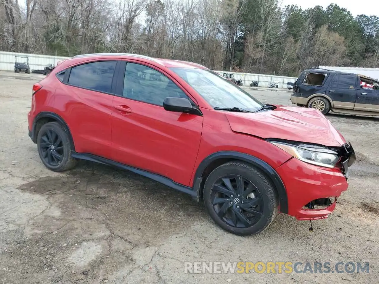 4 Photograph of a damaged car 3CZRU5H10NM719432 HONDA HR-V 2022