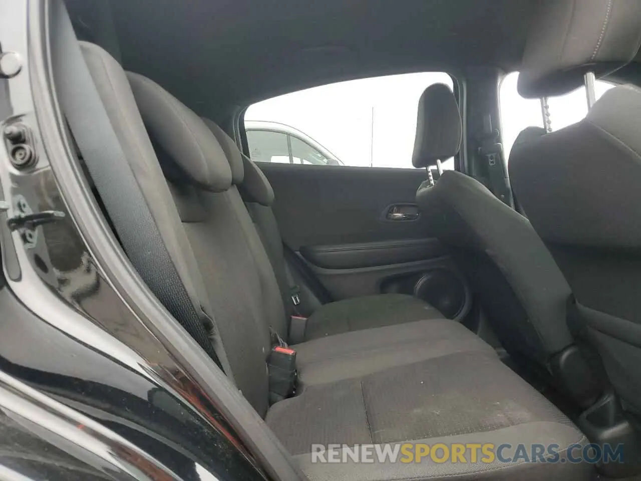 10 Photograph of a damaged car 3CZRU5H11NM700081 HONDA HR-V 2022