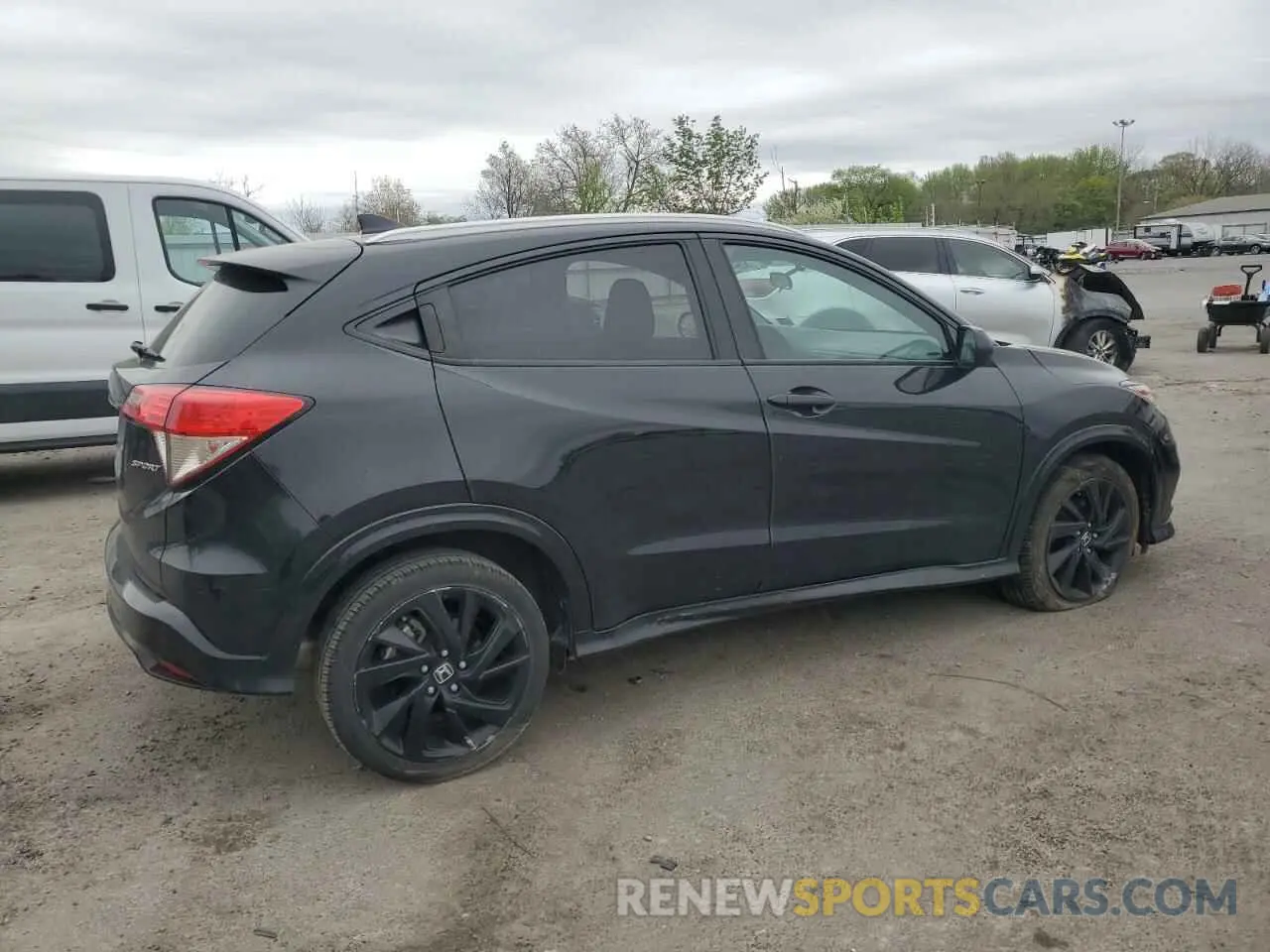 3 Photograph of a damaged car 3CZRU5H11NM700081 HONDA HR-V 2022