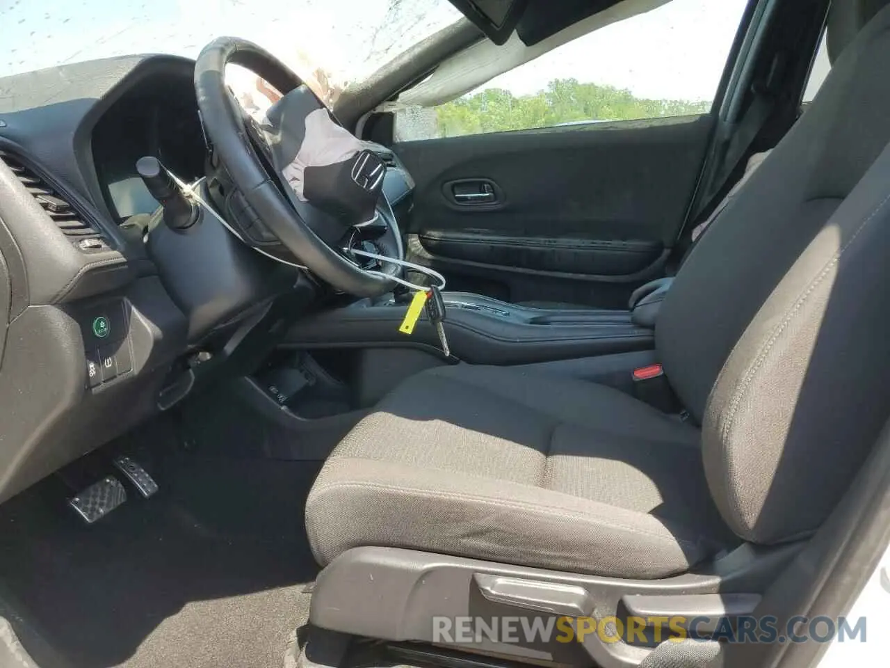 7 Photograph of a damaged car 3CZRU5H11NM701103 HONDA HR-V 2022