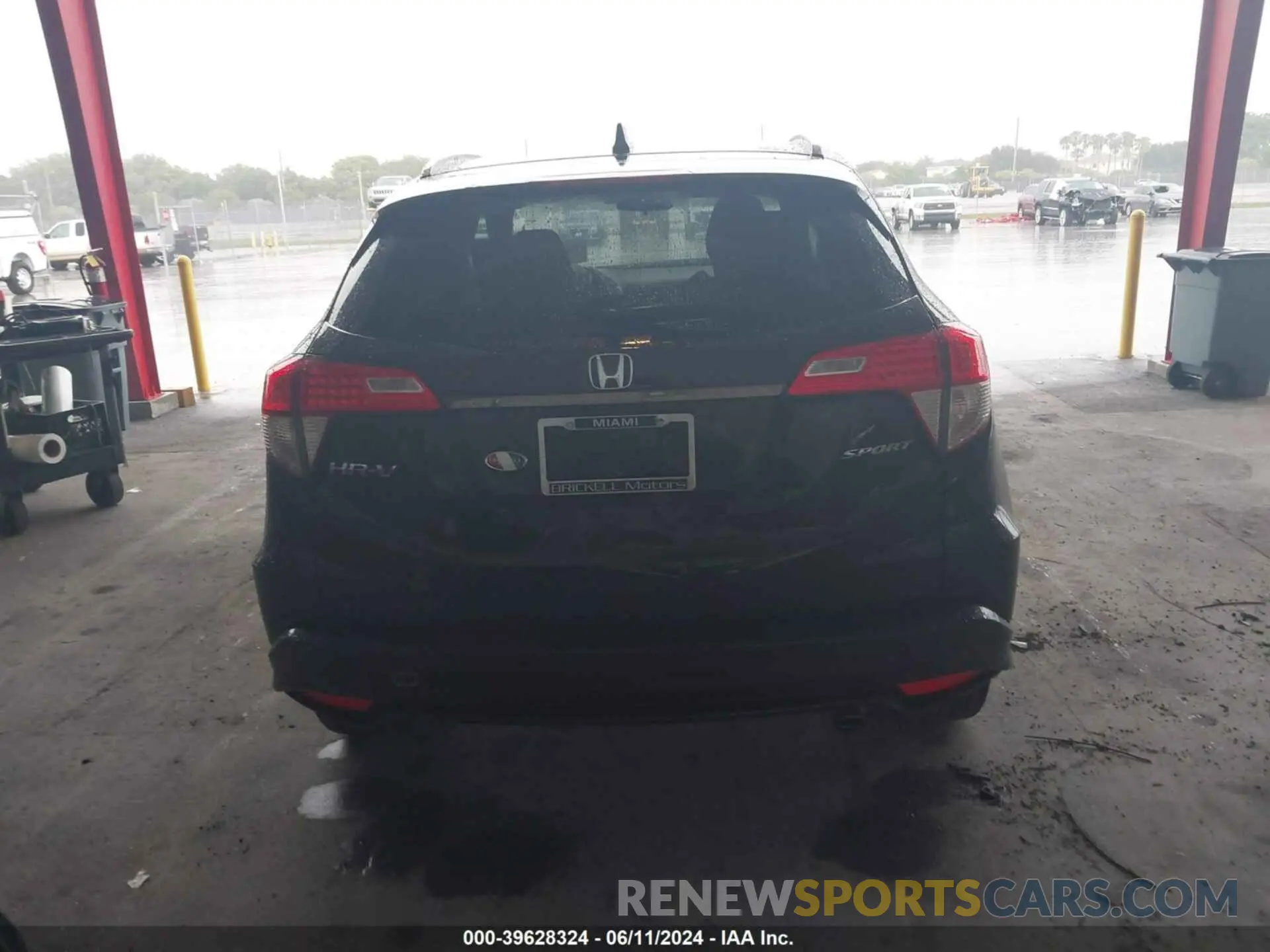 16 Photograph of a damaged car 3CZRU5H11NM710125 HONDA HR-V 2022