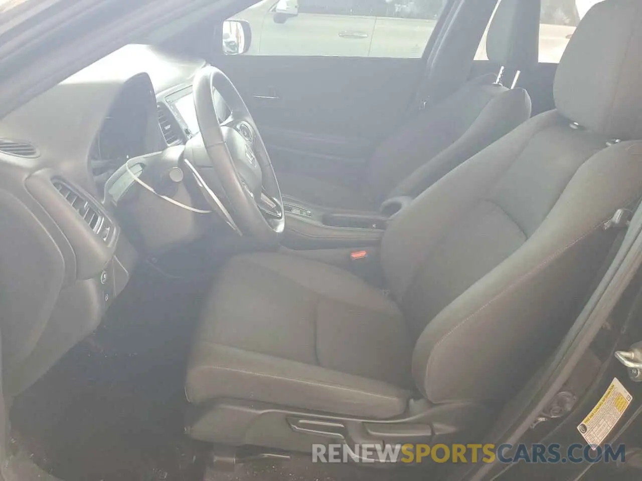7 Photograph of a damaged car 3CZRU5H11NM712232 HONDA HR-V 2022