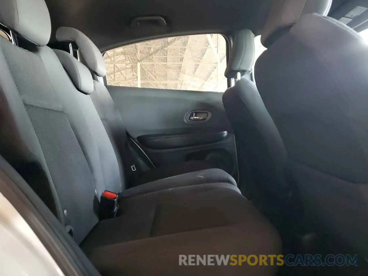 10 Photograph of a damaged car 3CZRU5H11NM730407 HONDA HR-V 2022