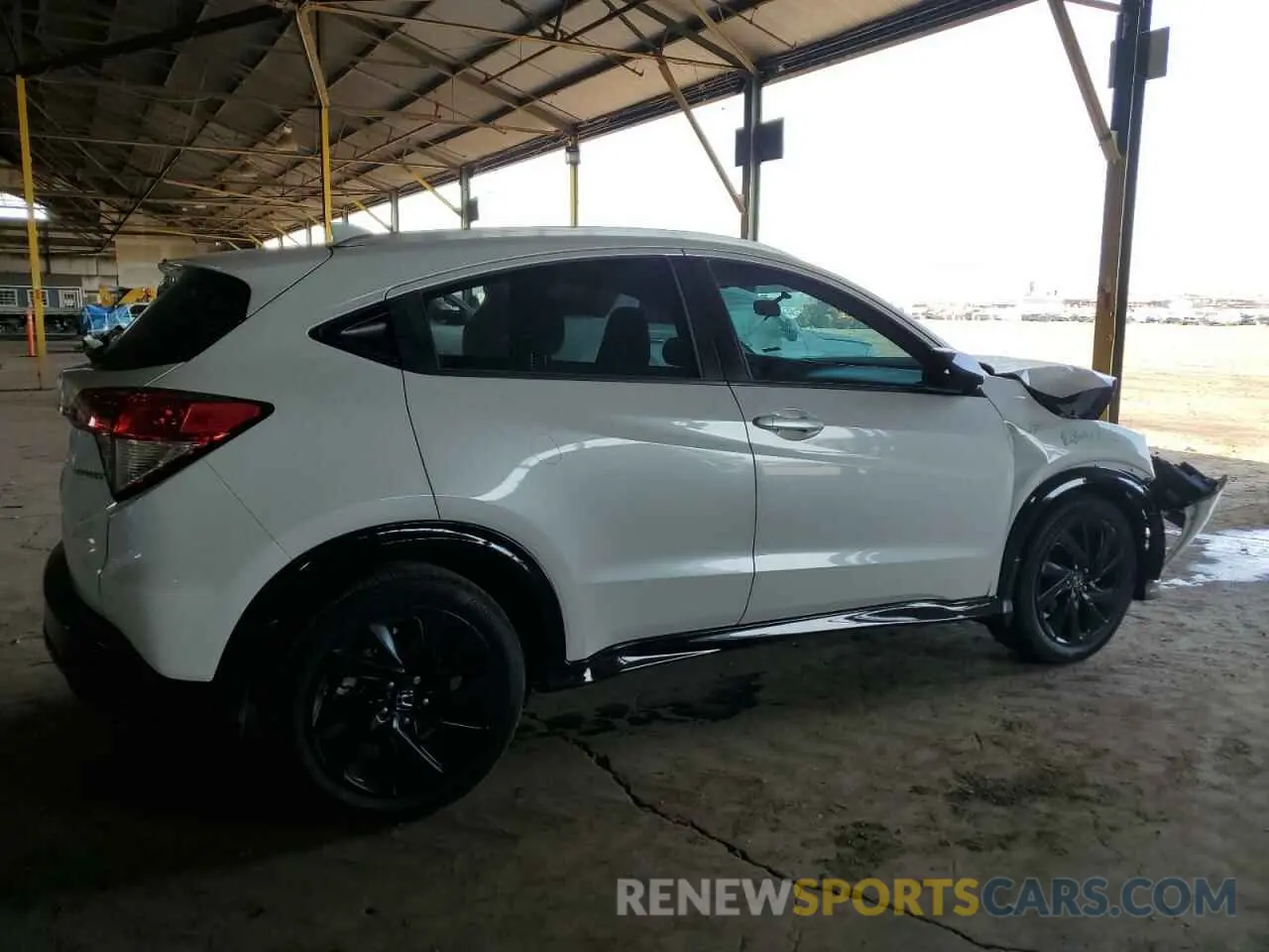 3 Photograph of a damaged car 3CZRU5H11NM730407 HONDA HR-V 2022
