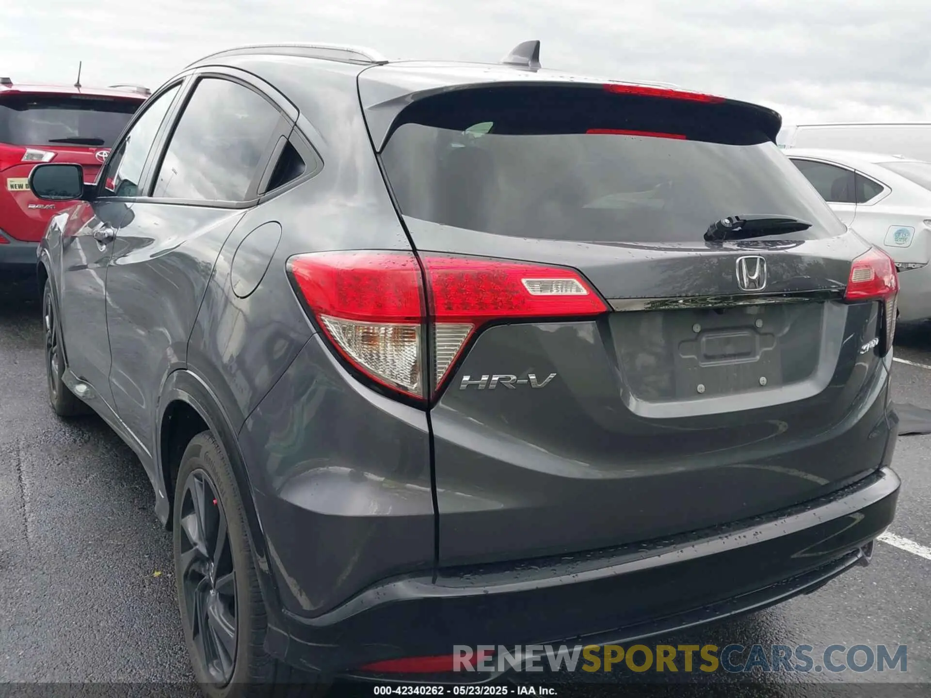 3 Photograph of a damaged car 3CZRU5H12NM729184 HONDA HR-V 2022