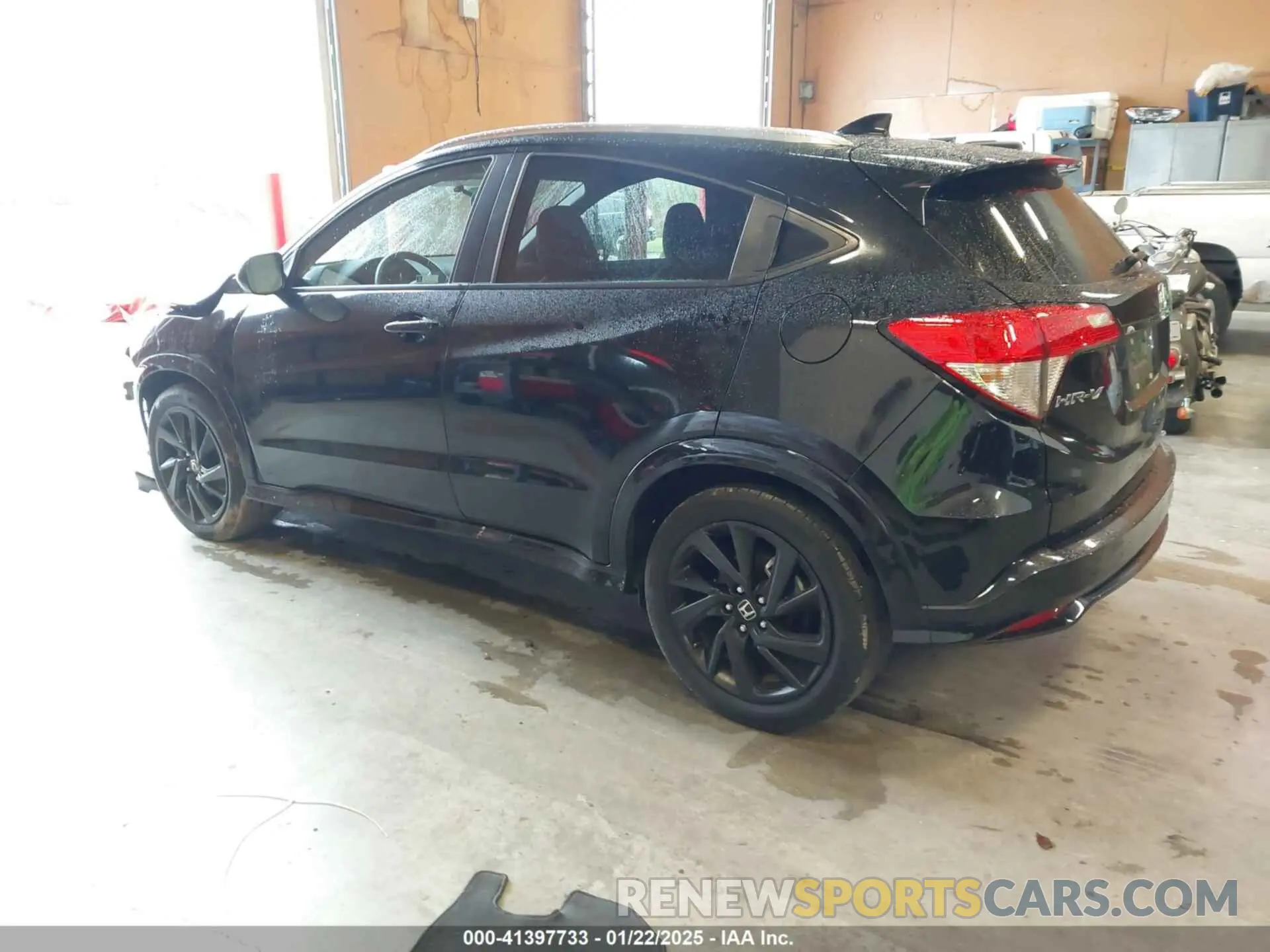 3 Photograph of a damaged car 3CZRU5H13NM741487 HONDA HR-V 2022