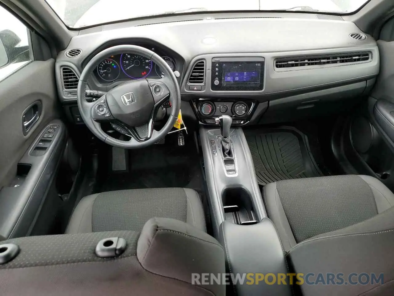 8 Photograph of a damaged car 3CZRU5H14NM711642 HONDA HR-V 2022