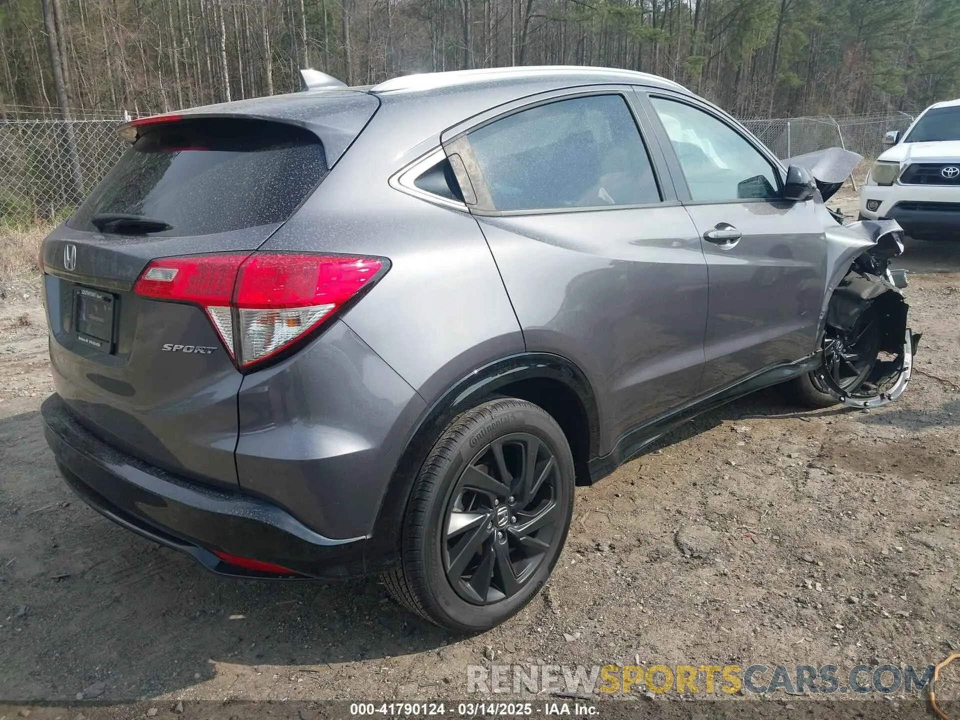 4 Photograph of a damaged car 3CZRU5H14NM715819 HONDA HR-V 2022