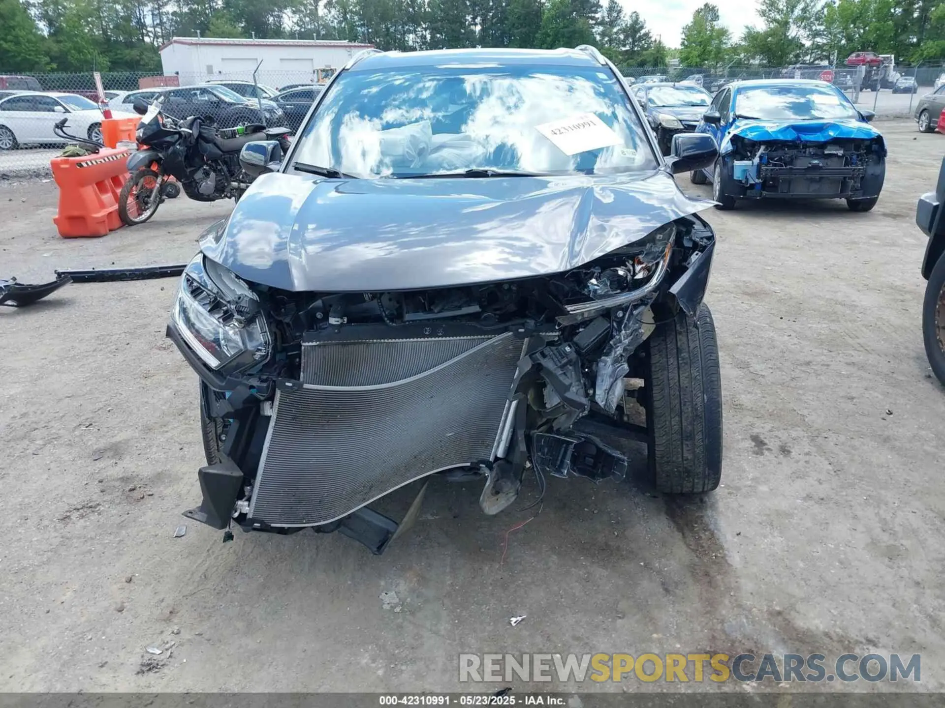 12 Photograph of a damaged car 3CZRU5H14NM727436 HONDA HR-V 2022