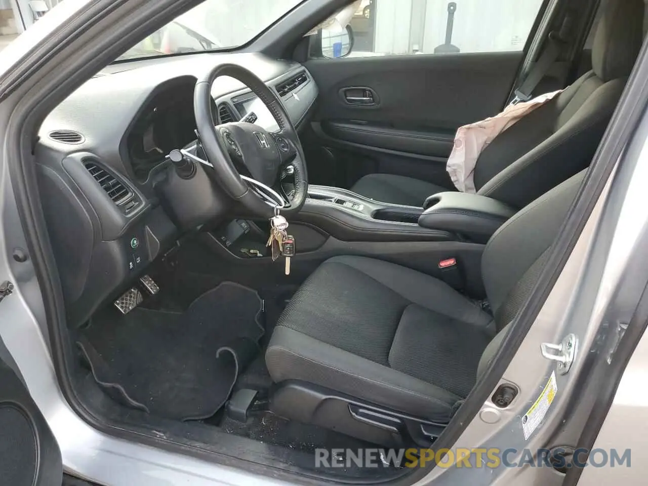 7 Photograph of a damaged car 3CZRU5H14NM733379 HONDA HR-V 2022