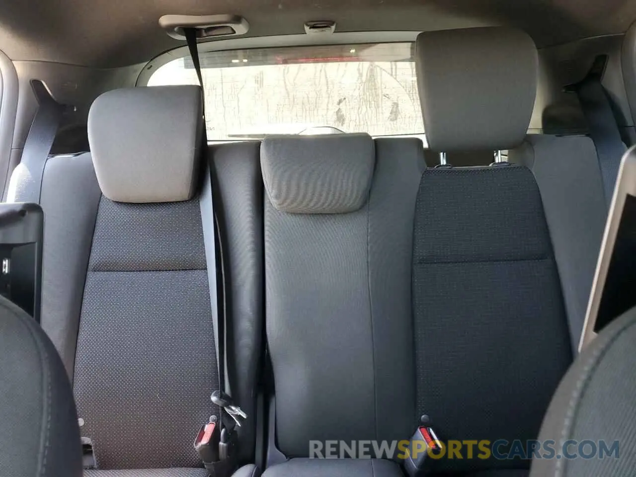 10 Photograph of a damaged car 3CZRU5H15NM714923 HONDA HR-V 2022