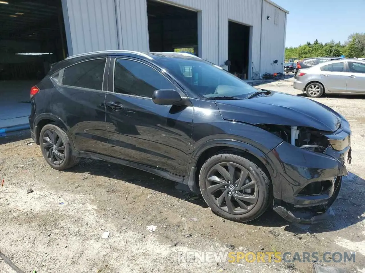 4 Photograph of a damaged car 3CZRU5H15NM714923 HONDA HR-V 2022