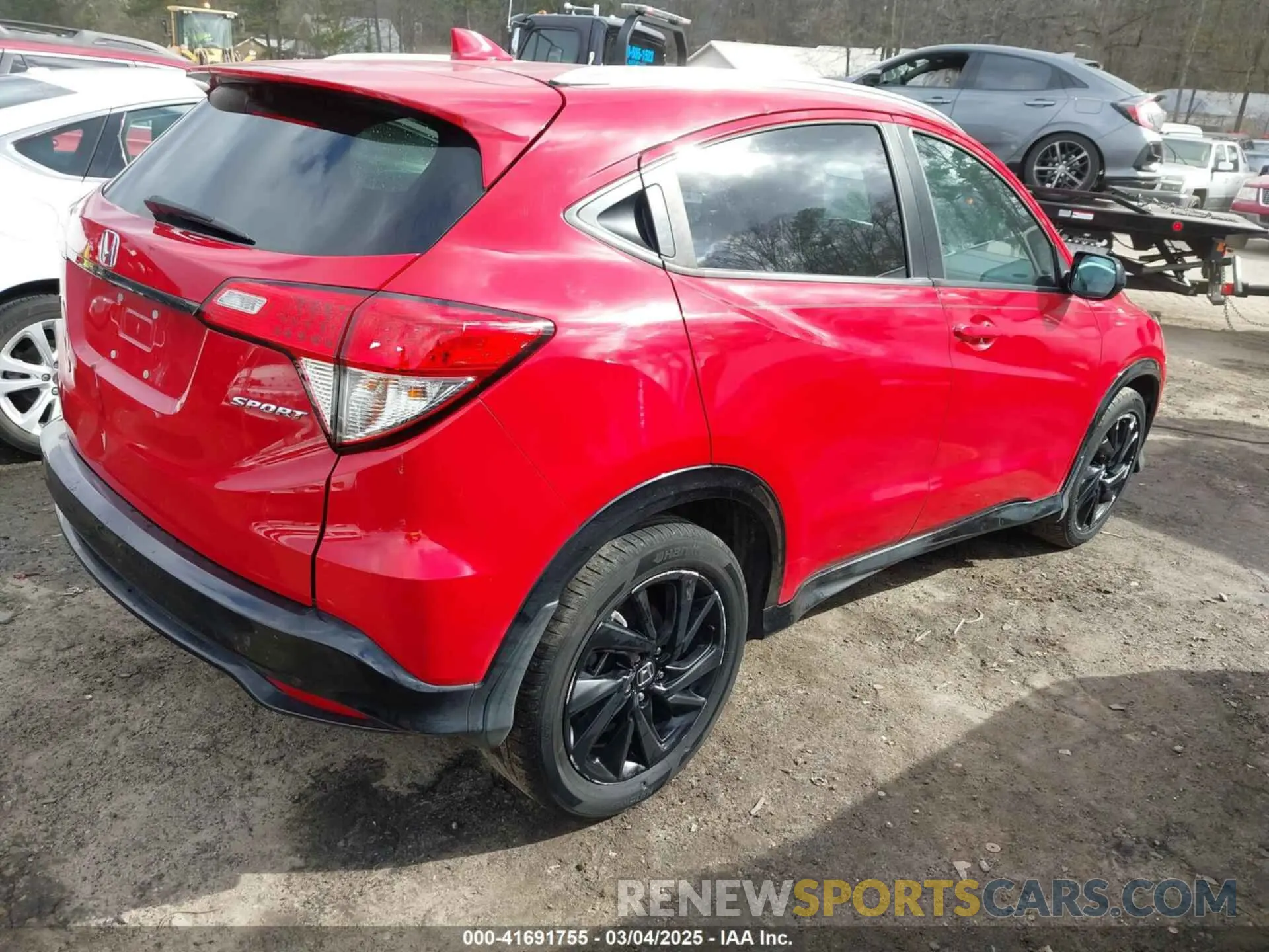 4 Photograph of a damaged car 3CZRU5H16NM714445 HONDA HR-V 2022