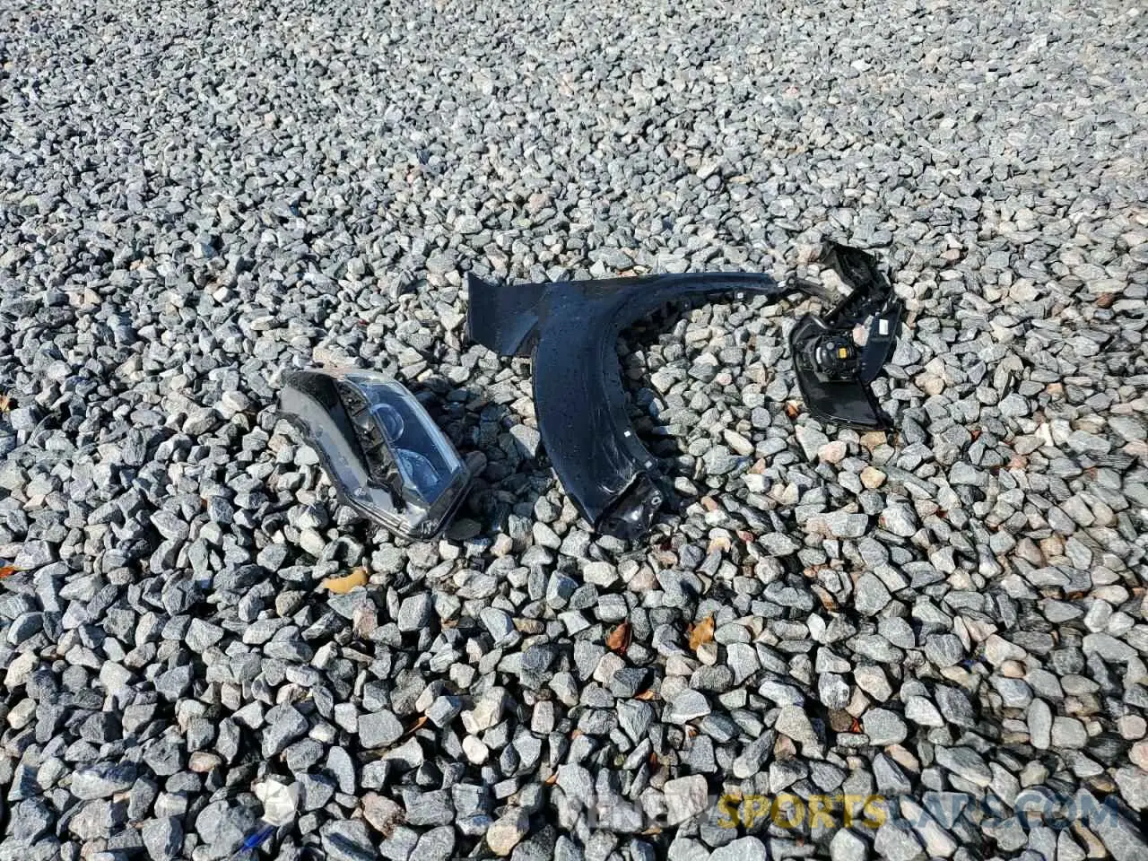 13 Photograph of a damaged car 3CZRU5H16NM722352 HONDA HR-V 2022